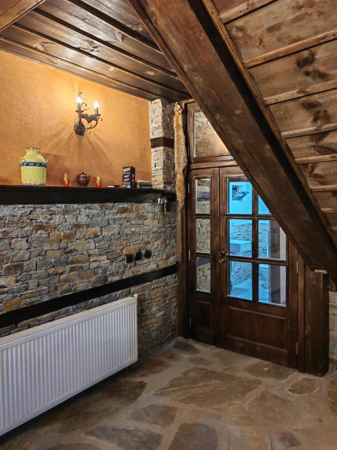 Къща За Гости Близнаците Leshten Exterior photo